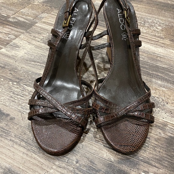 Brown Aldo wedges - Picture 2 of 3